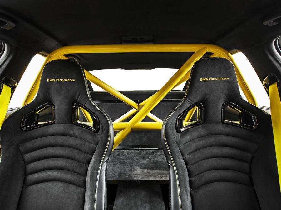  BMW M3 Sedan Dakar Yellow by IND Distribution 2013 года  (фото 12 из 12)